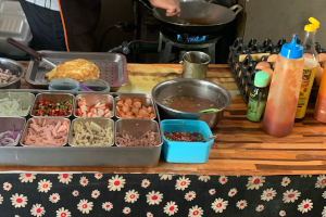 カイチャオ専門屋台の様子