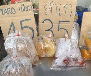 甘露煮屋台のサケーチュアムの様子