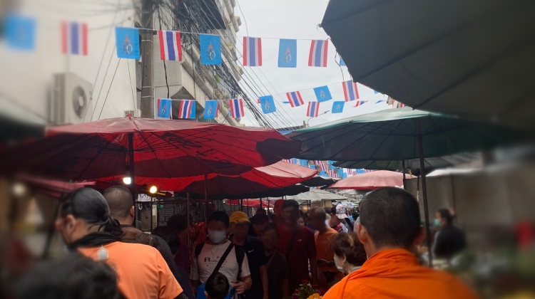 トロックモー市場