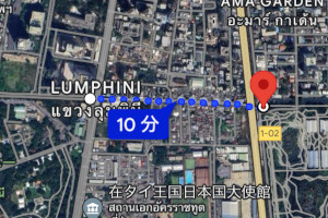 Google Map の情報によると徒歩10分 (700 ｍ)