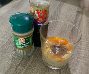 カイルアックとコショーとシーズニング系の醤油の様子