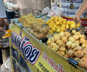 プアックトート屋台の様子