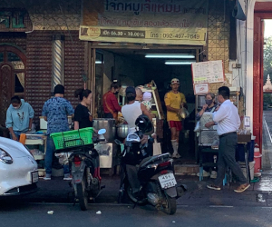 ジョークムージェイメムの店先の様子